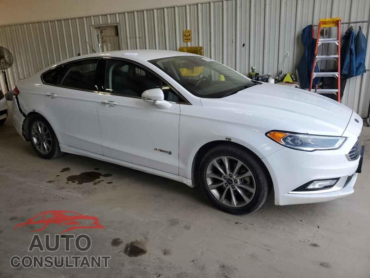 FORD FUSION 2017 - 3FA6P0LU0HR409122