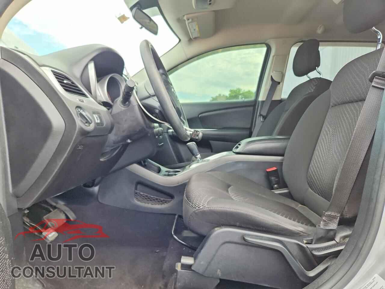 DODGE JOURNEY 2015 - 3C4PDCAB2FT591691