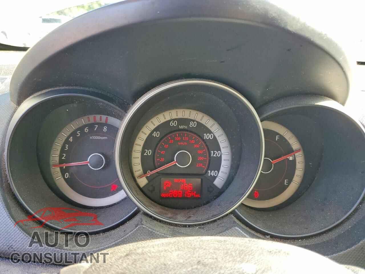 KIA FORTE 2010 - KNAFT4A21A5041537
