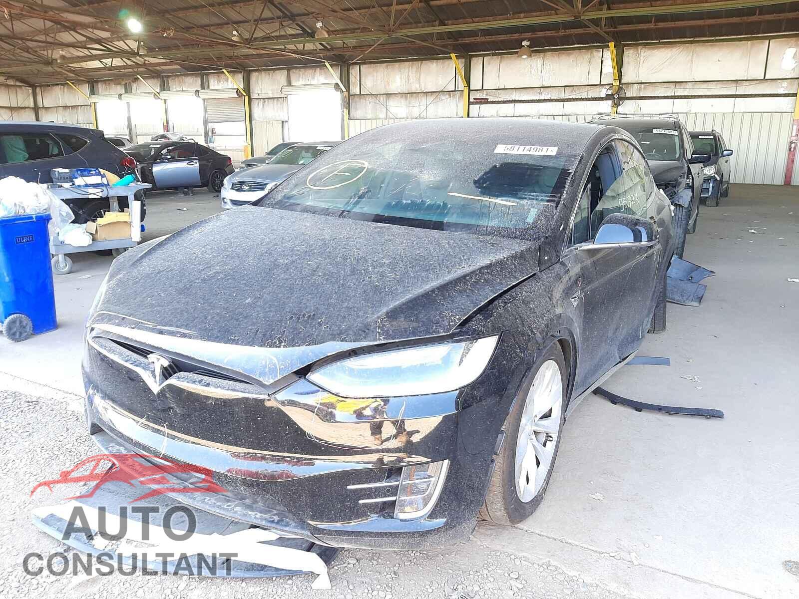 TESLA MODEL X 2017 - 5YJXCAE25HF079555