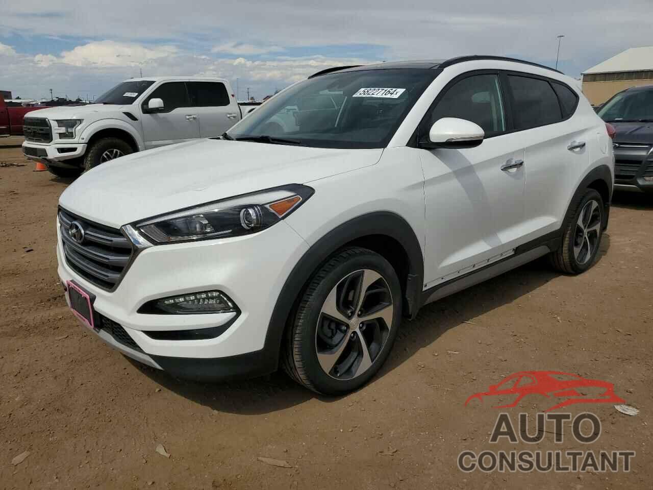 HYUNDAI TUCSON 2017 - KM8J3CA27HU274843