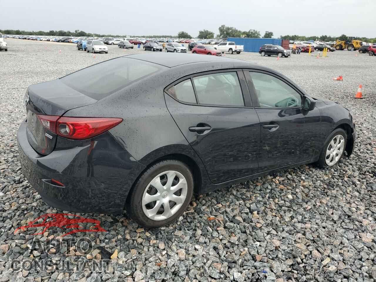 MAZDA 3 2017 - 3MZBN1U7XHM105092