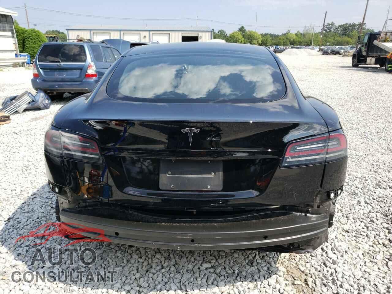 TESLA MODEL S 2022 - 5YJSA1E51NF472748