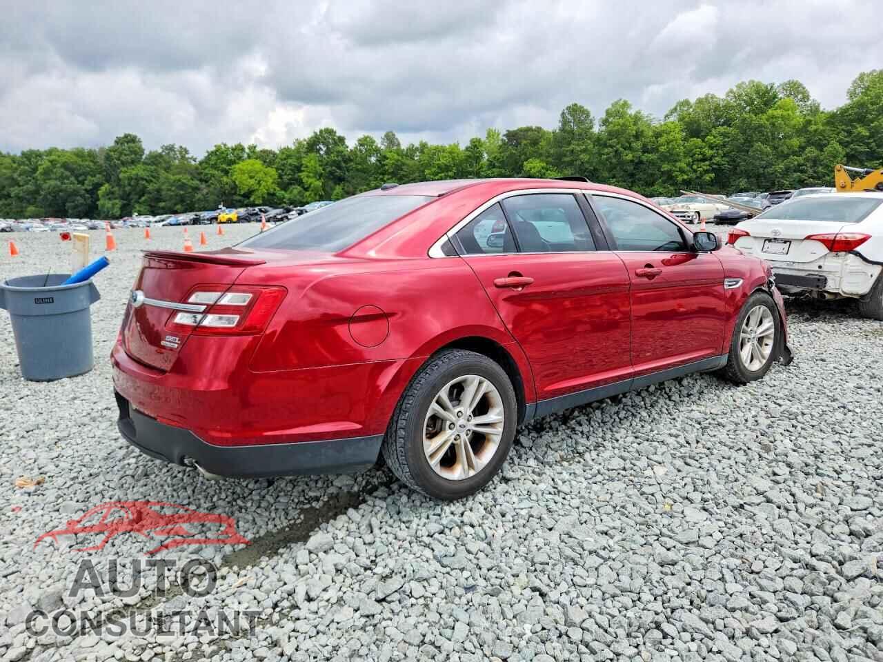 FORD TAURUS 2015 - 1FAHP2E82FG158452