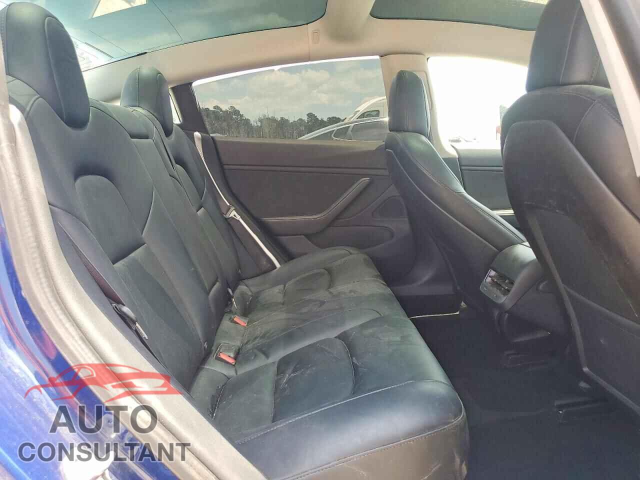 TESLA MODEL 3 2020 - 5YJ3E1EC0LF586843
