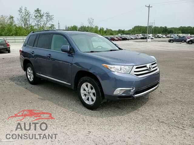 TOYOTA HIGHLANDER 2013 - 5TDBK3EH8DS213039