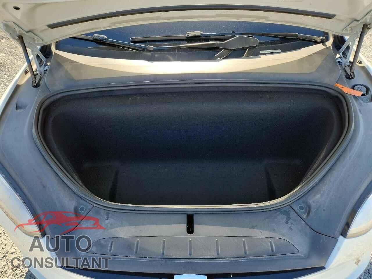 TESLA MODEL X 2022 - 7SAXCDE59NF339045