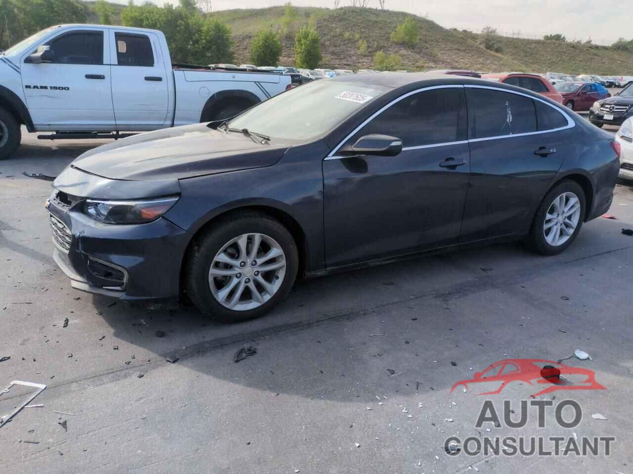 CHEVROLET MALIBU 2017 - 1G1ZE5ST1HF137236