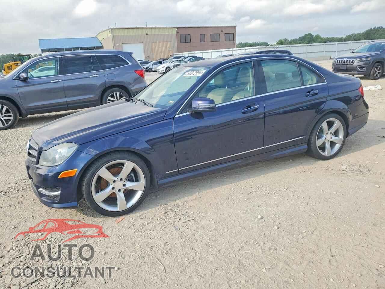 MERCEDES-BENZ C-CLASS 2014 - WDDGF4HB2EA967517