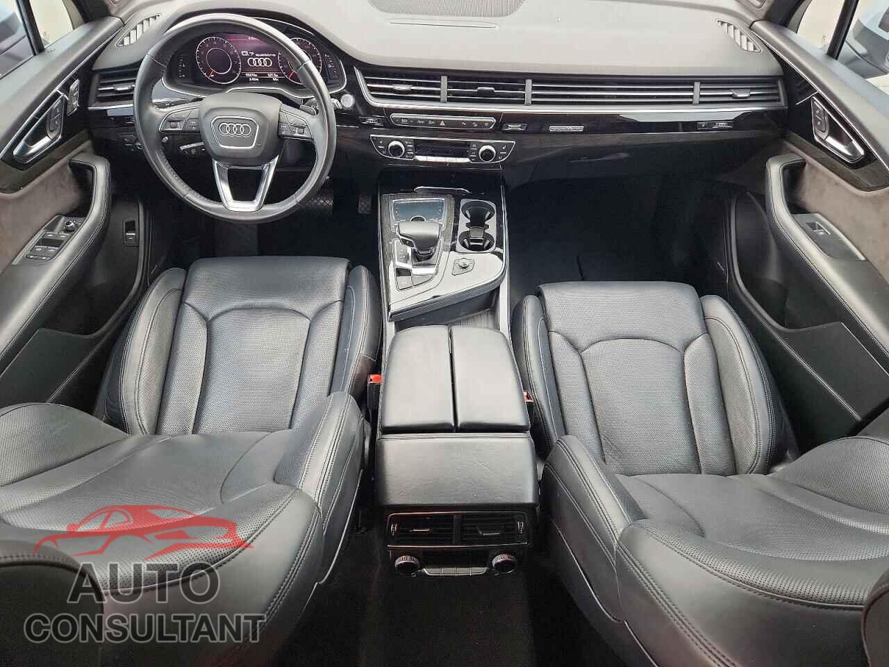 AUDI Q7 2018 - WA1VAAF70JD041133
