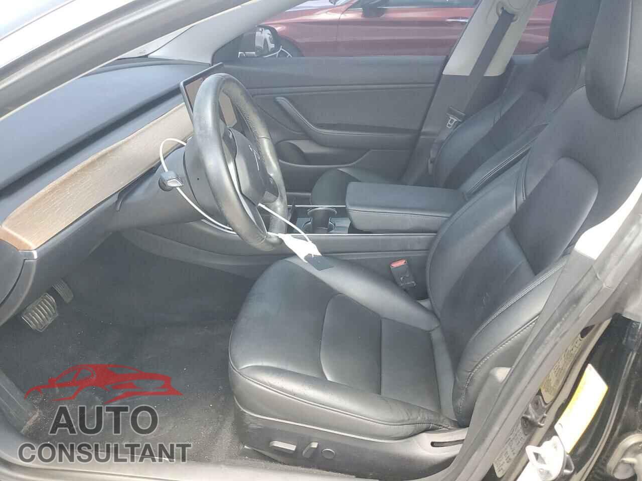 TESLA MODEL 3 2019 - 5YJ3E1EA8KF296301