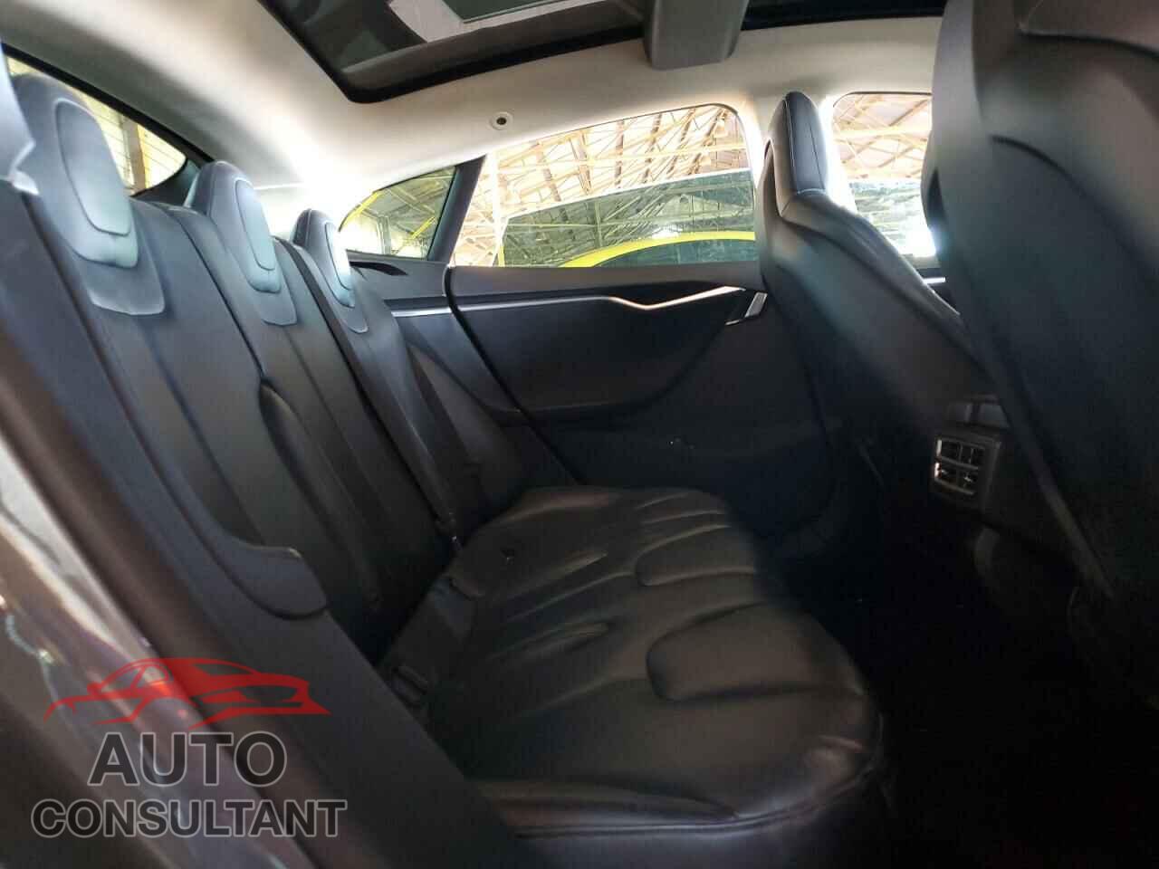 TESLA MODEL S 2013 - 5YJSA1DN0DFP14798