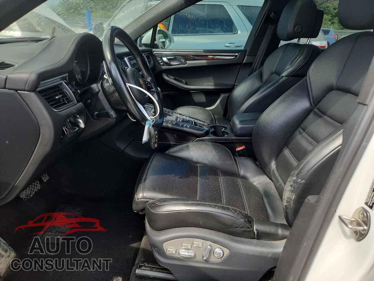 PORSCHE MACAN 2015 - WP1AB2A52FLB43073