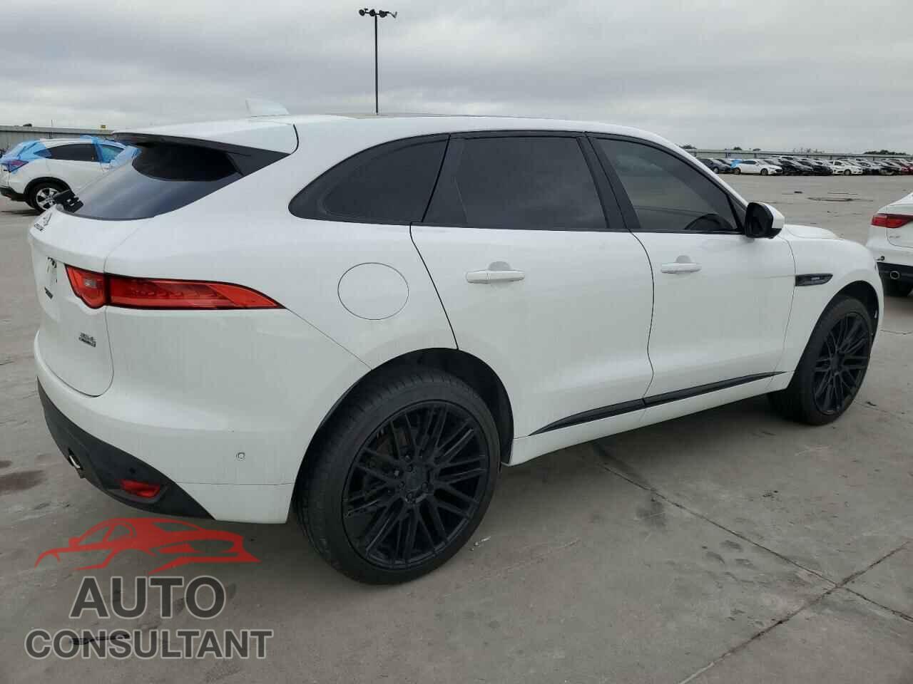 JAGUAR F-PACE 2017 - SADCL2BV6HA082500