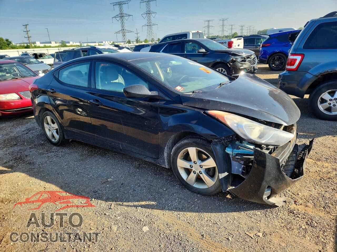 HYUNDAI ELANTRA 2013 - KMHDH4AE7DU005802