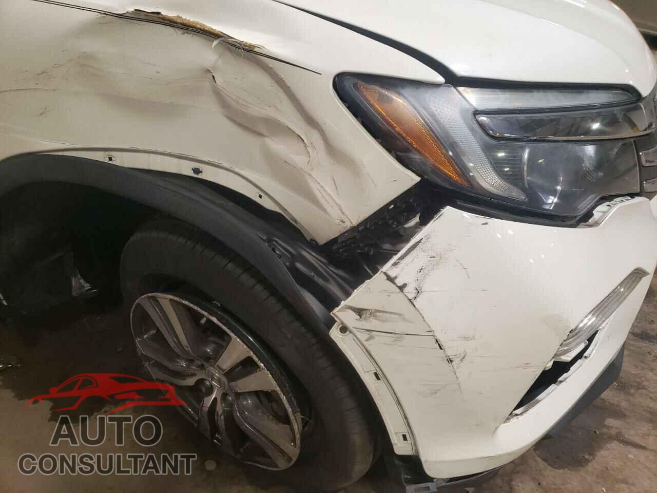 HONDA PILOT 2017 - 5FNYF6H30HB092761