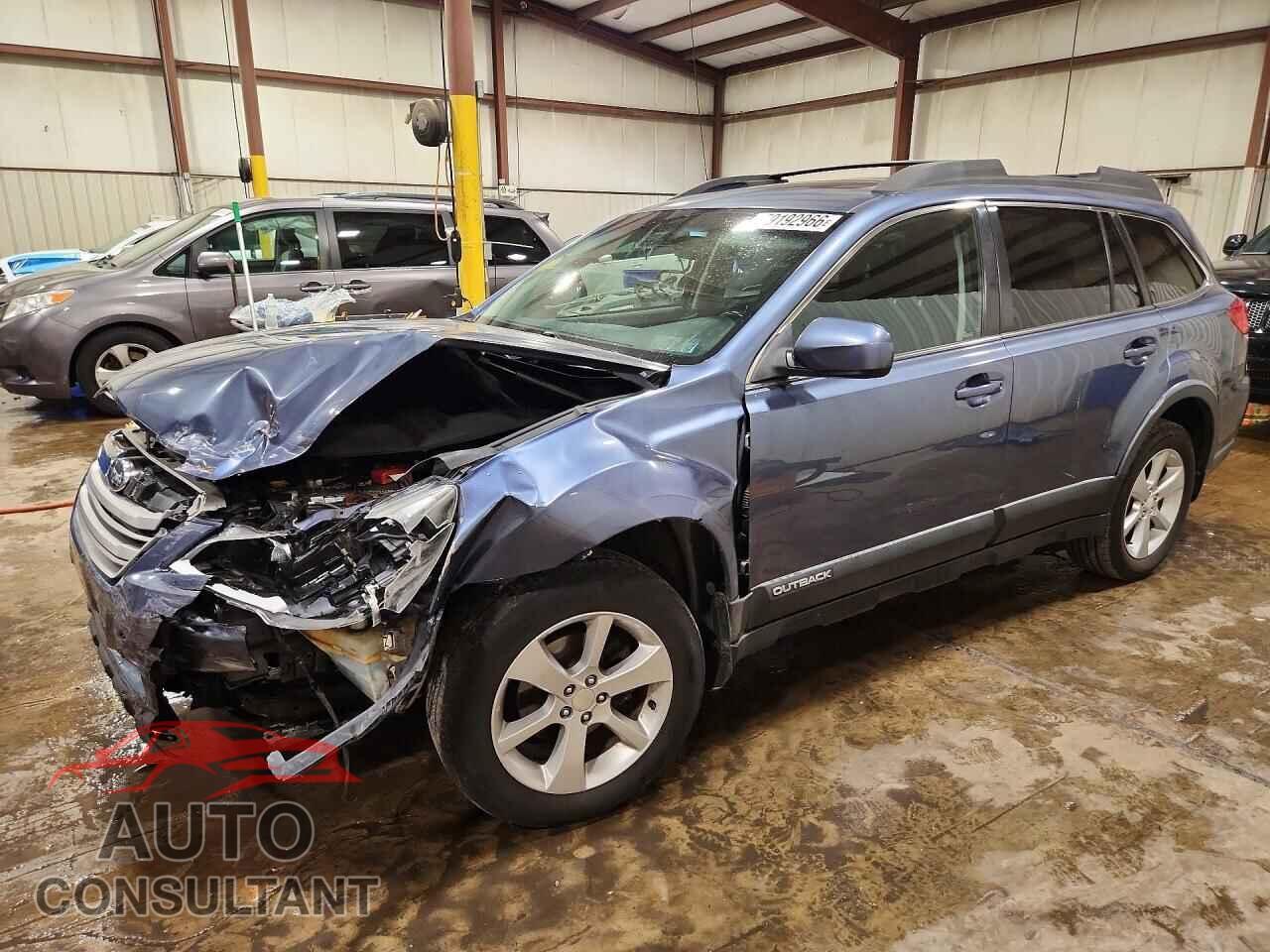 SUBARU OUTBACK 2013 - 4S4BRBGC8D3298100