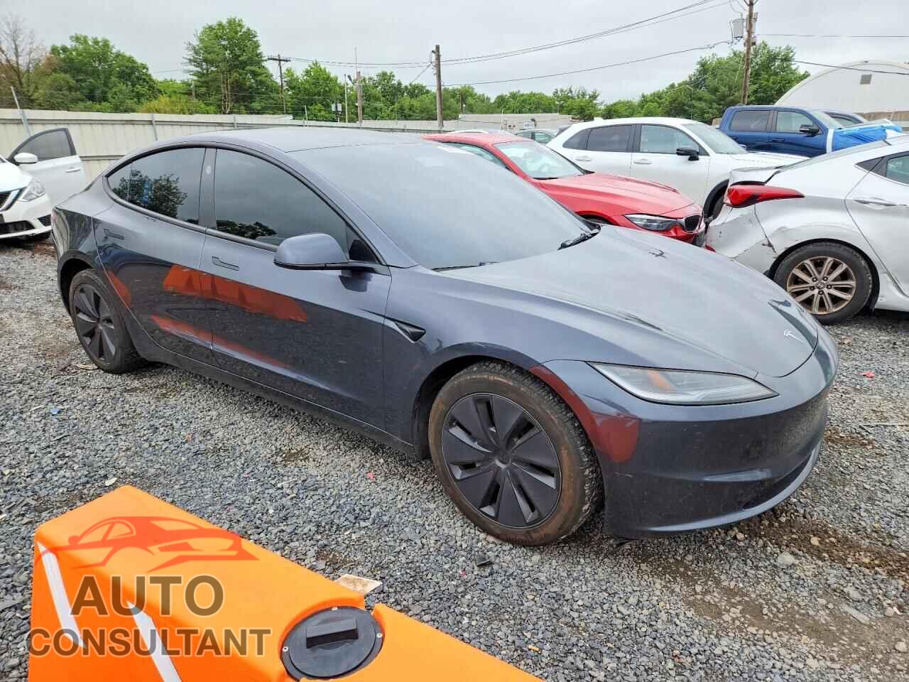 TESLA MODEL 3 2024 - 5YJ3E1EA1RF772415