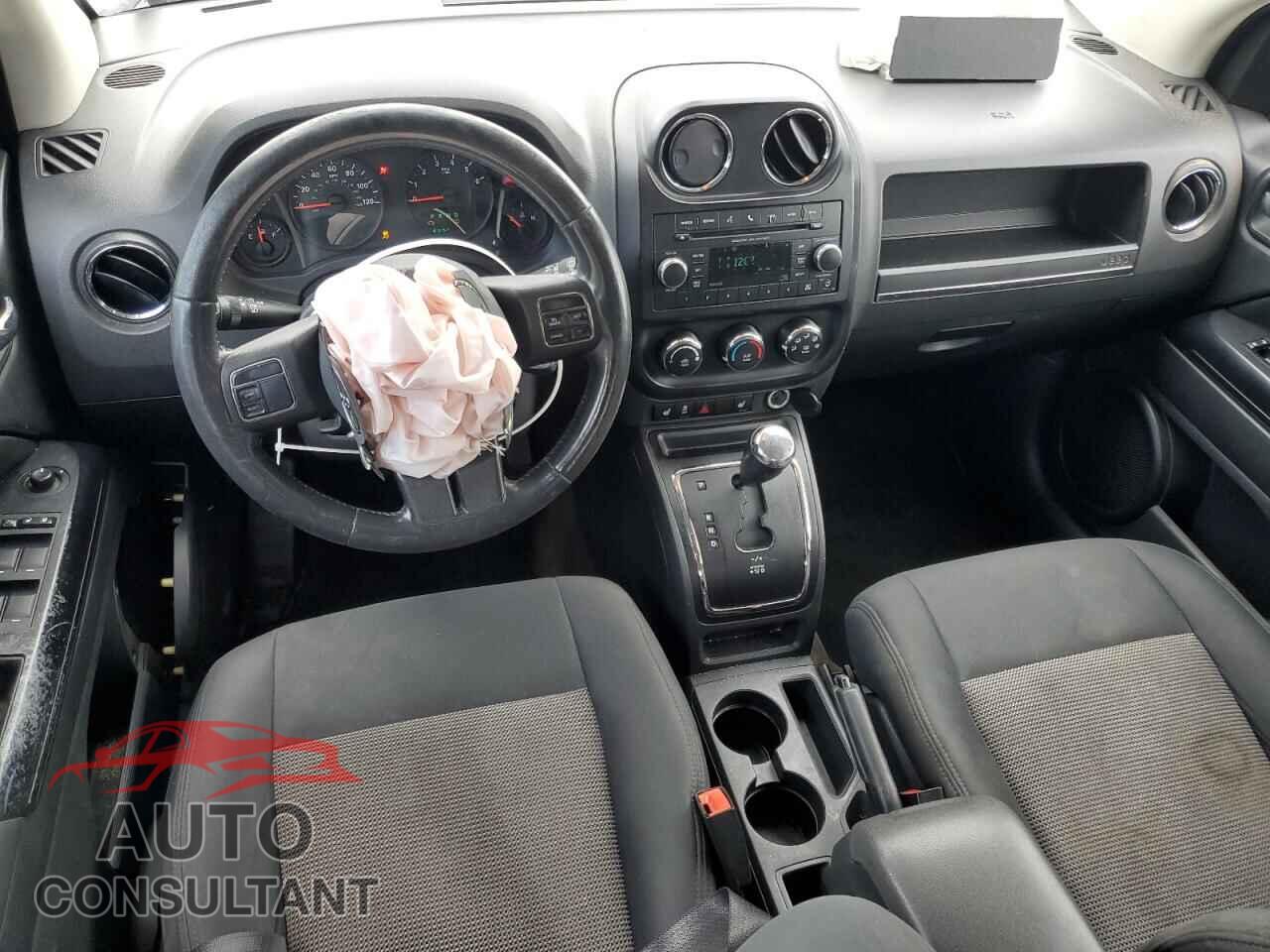 JEEP COMPASS 2013 - 1C4NJCEA8DD255001