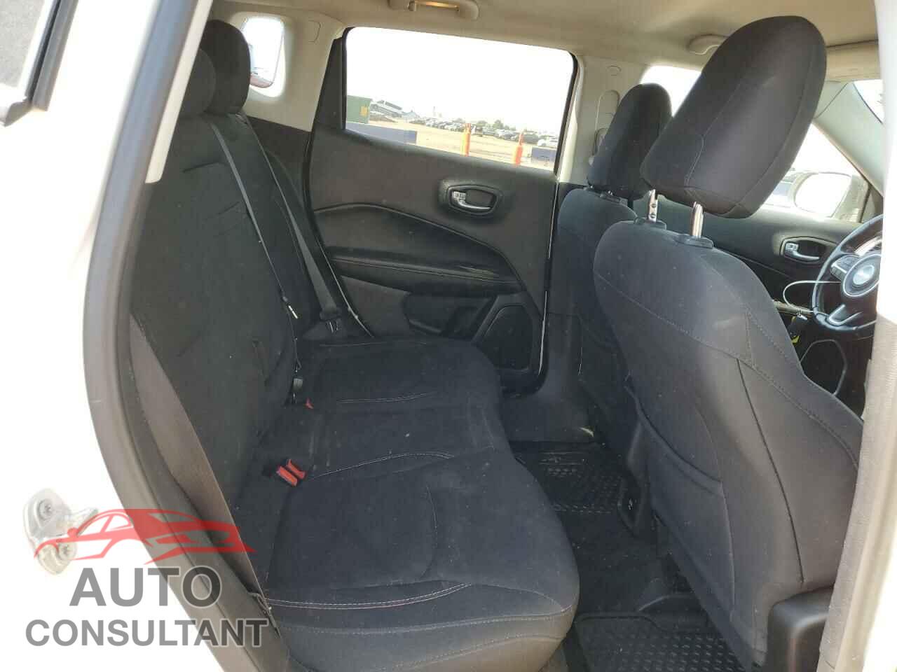JEEP COMPASS 2017 - 3C4NJDAB3HT667346
