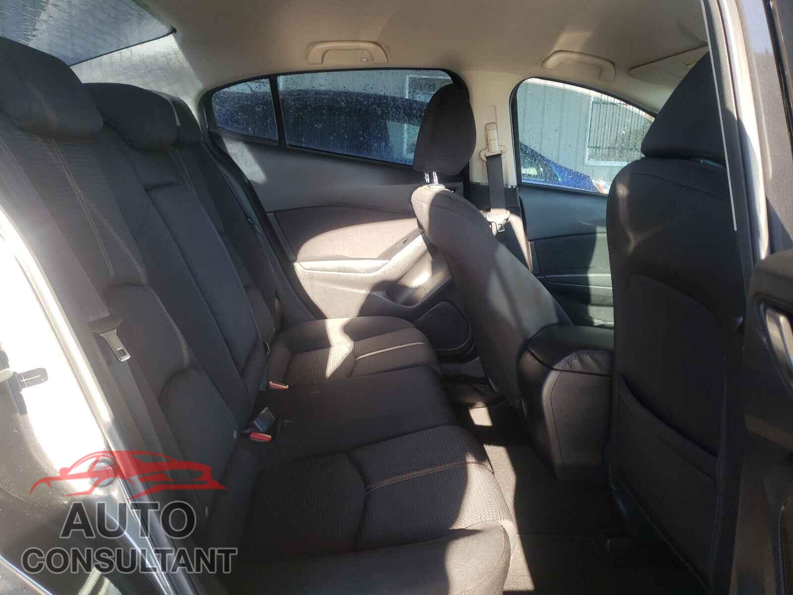 MAZDA 3 2017 - 3MZBN1U78HM105396