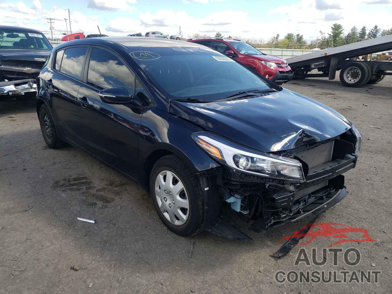 KIA FORTE 2018 - KNAFK5A80J5773736