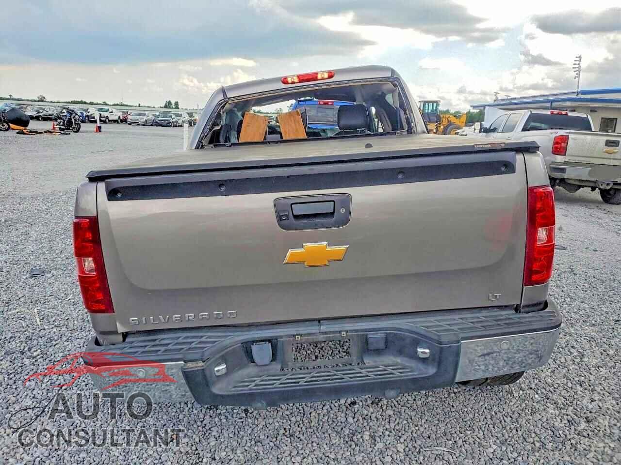 CHEVROLET SILVERADO 2013 - 3GCPCSE06DG216558