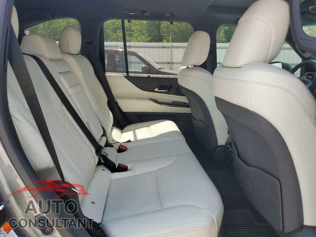 LEXUS LX 600 BAS 2024 - JTJGB7CX0R4043038