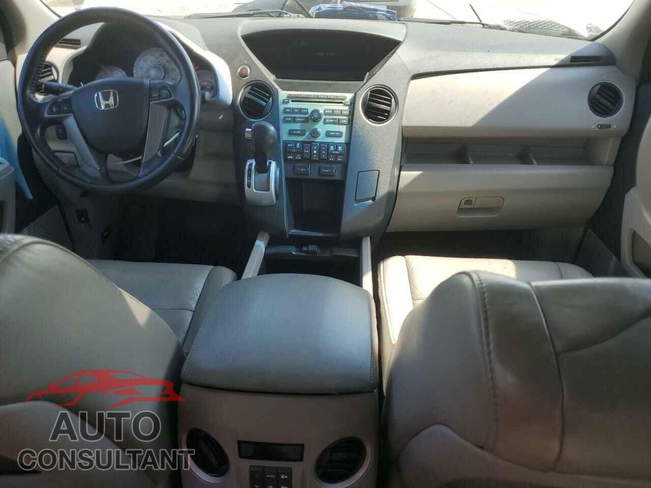 HONDA PILOT 2011 - 5FNYF3H53BB025577