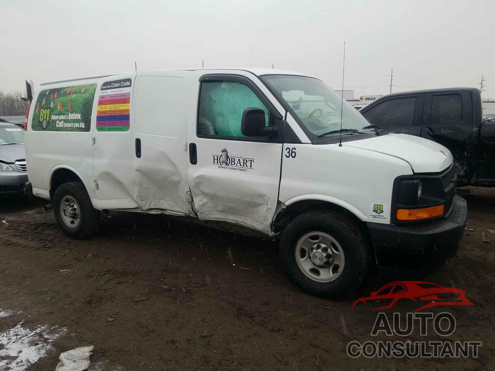 CHEVROLET EXPRESS 2017 - 1GCWGAFFXH1105058