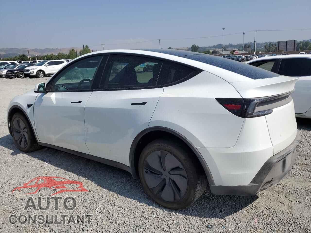 TESLA MODEL Y 2026 - 7SAYGDEE3TF347342