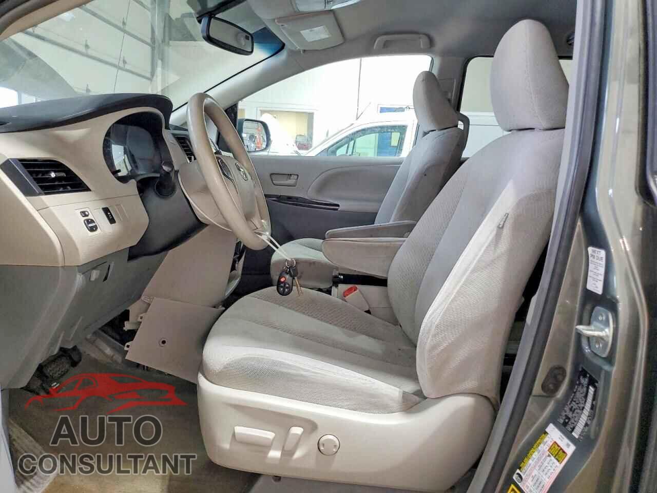 TOYOTA SIENNA 2012 - 5TDKK3DC2CS192953