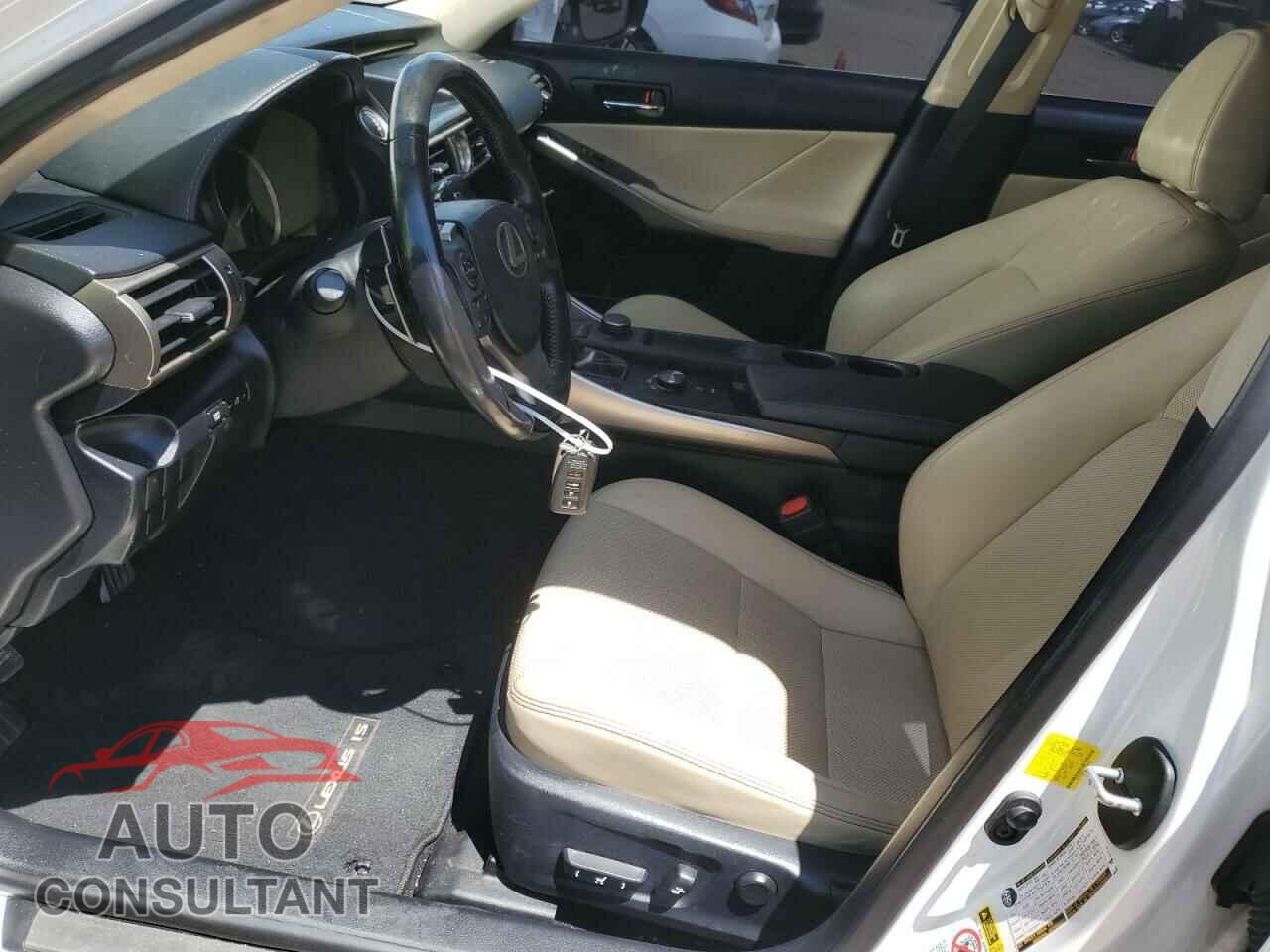 LEXUS IS 2016 - JTHCM1D2XG5013871