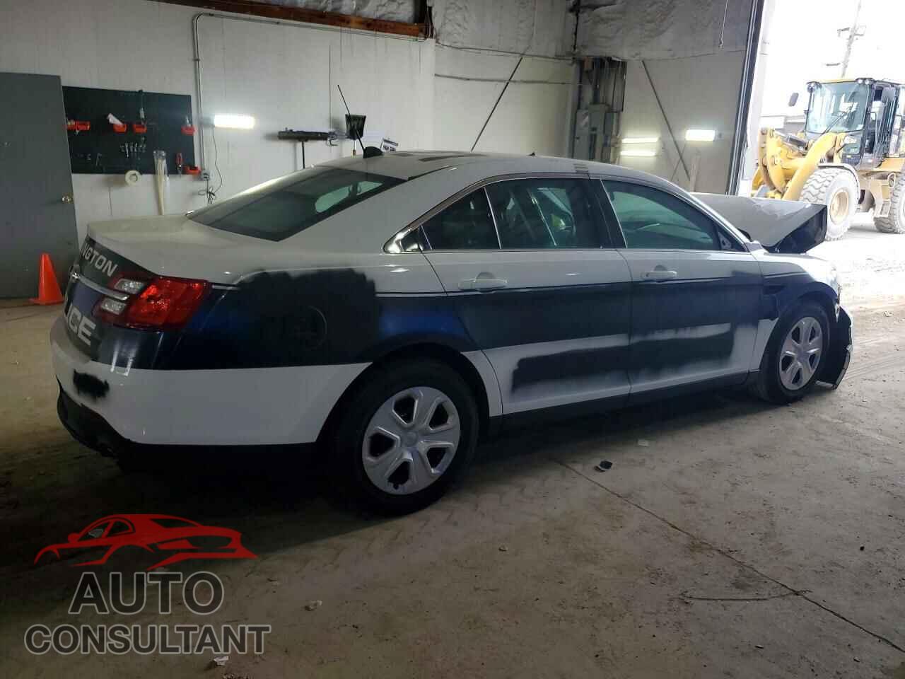 FORD TAURUS 2015 - 1FAHP2MK1FG204012