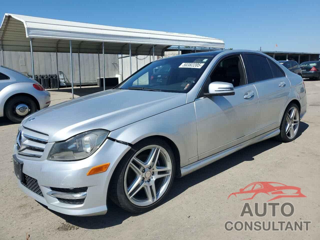 MERCEDES-BENZ C-CLASS 2013 - WDDGF4HB3DR241939
