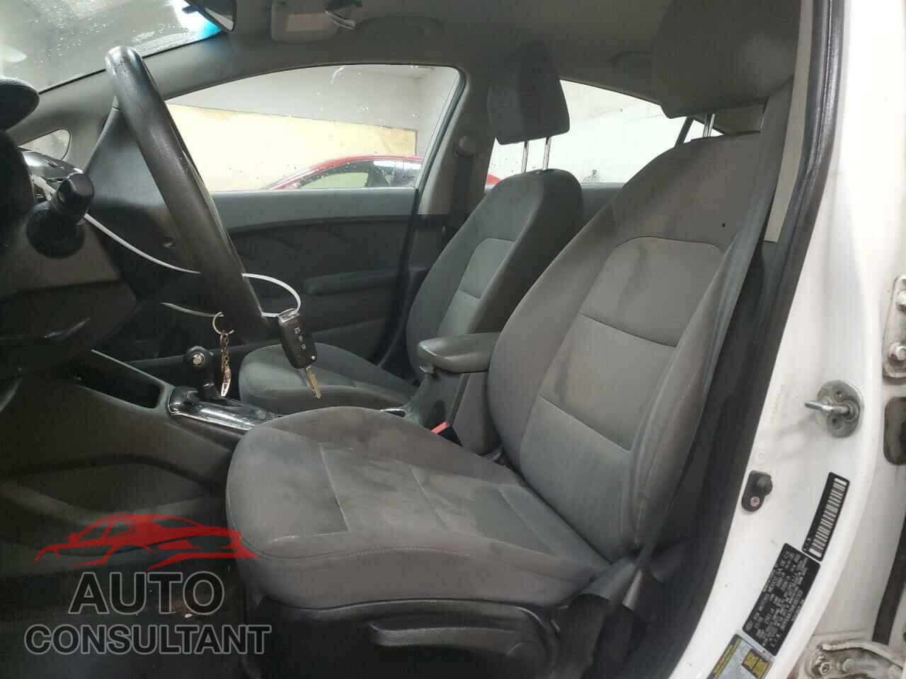 KIA FORTE 2017 - 3KPFK4A78HE081503