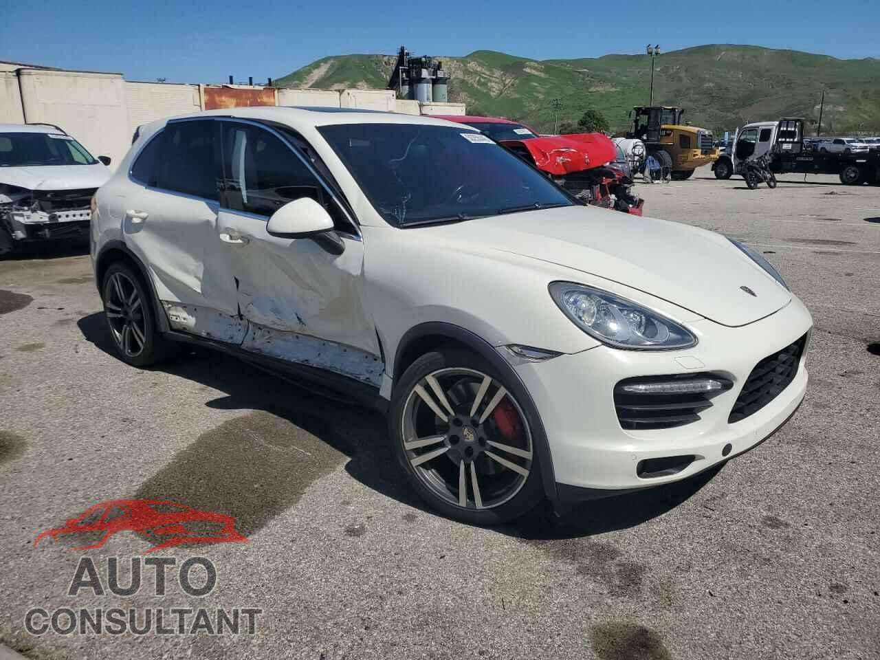 PORSCHE CAYENNE 2011 - WP1AC2A25BLA85859