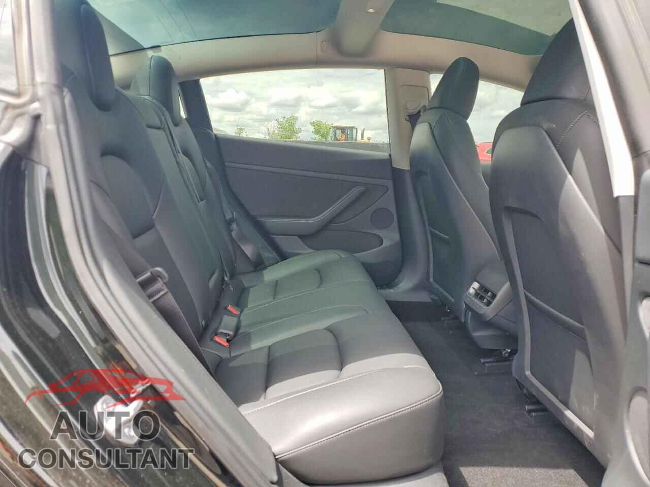 TESLA MODEL 3 2023 - 5YJ3E1EA1PF681013