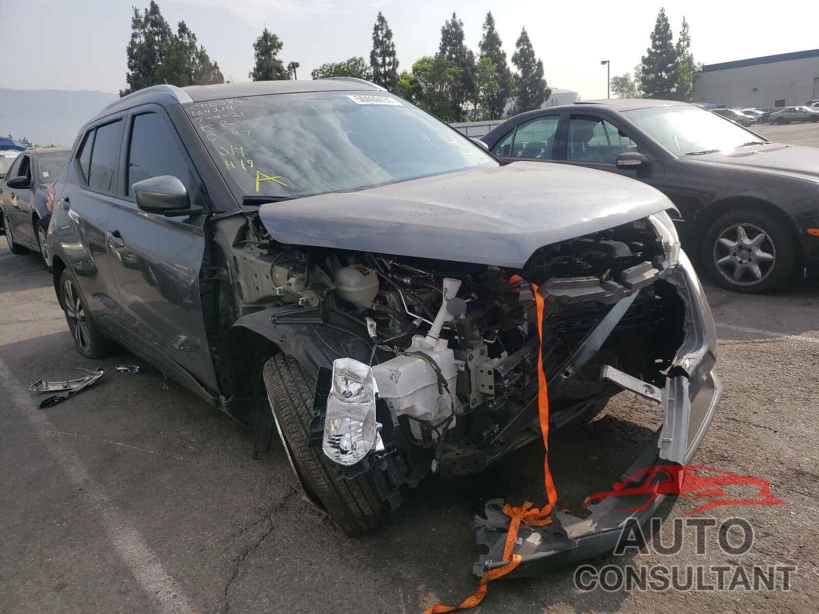 NISSAN KICKS 2019 - 3N1CP5CU4KL560584