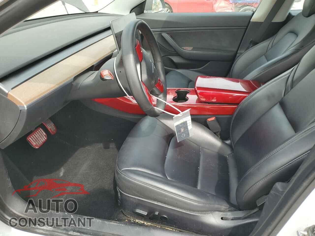 TESLA MODEL 3 2020 - 5YJ3E1EB2LF521015