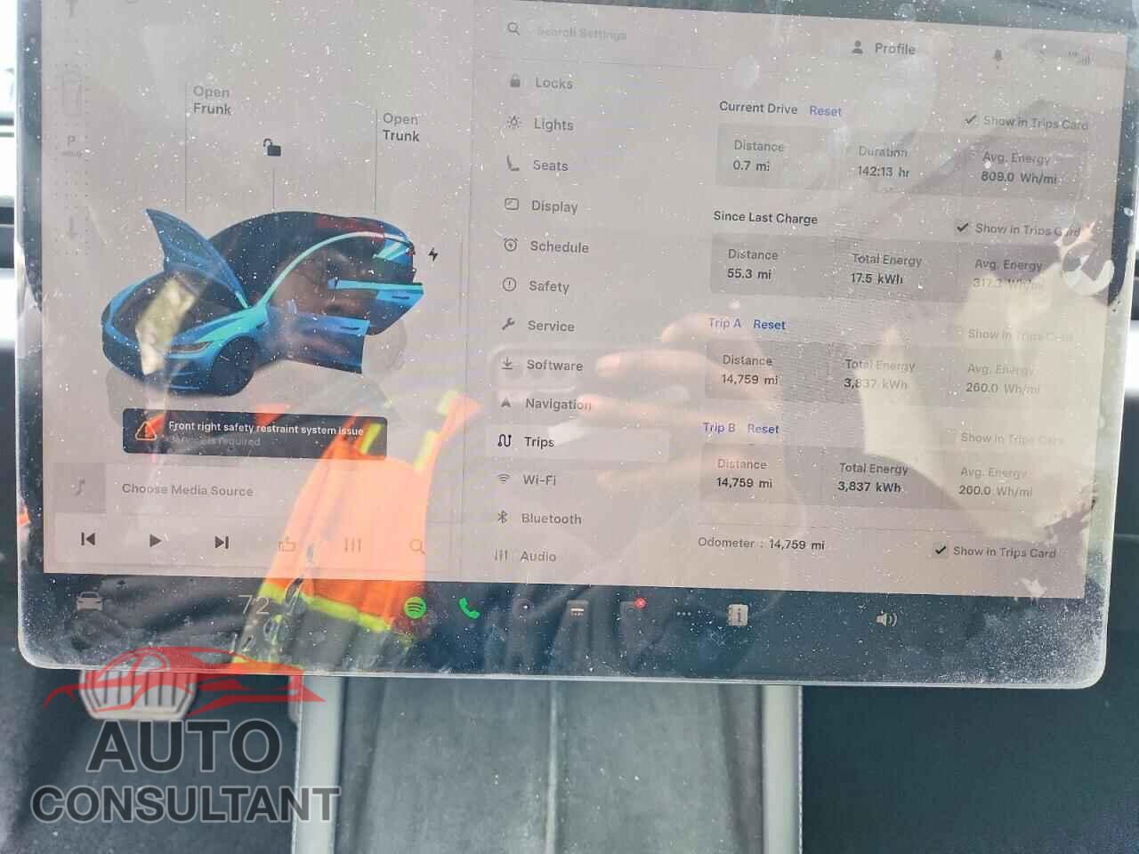 TESLA MODEL 3 2025 - 5YJ3E1EB8SF048705