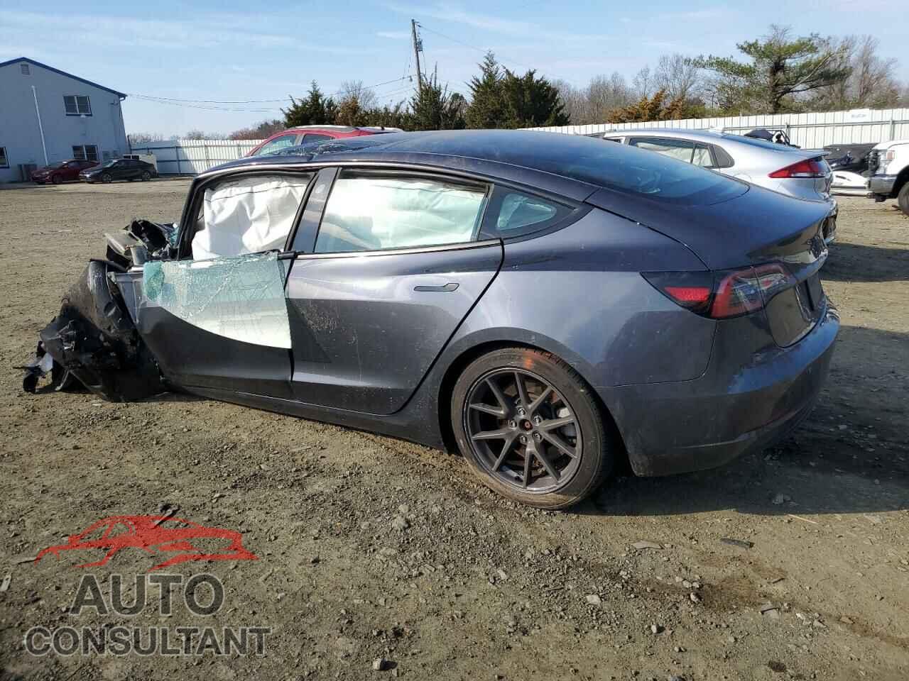 TESLA MODEL 3 2023 - 5YJ3E1EA5PF668085