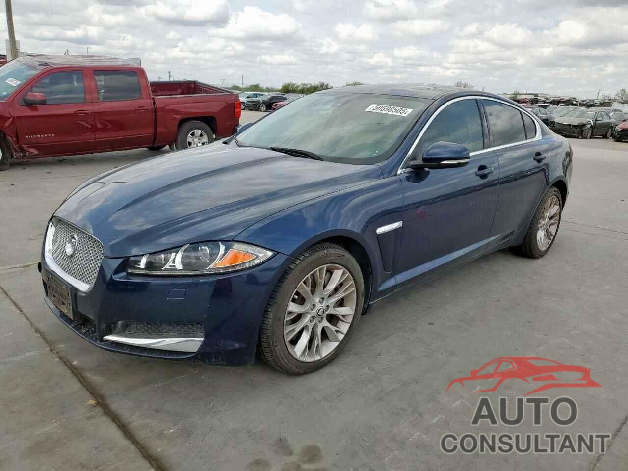 JAGUAR XF 2013 - SAJWA0ES8DPS99348