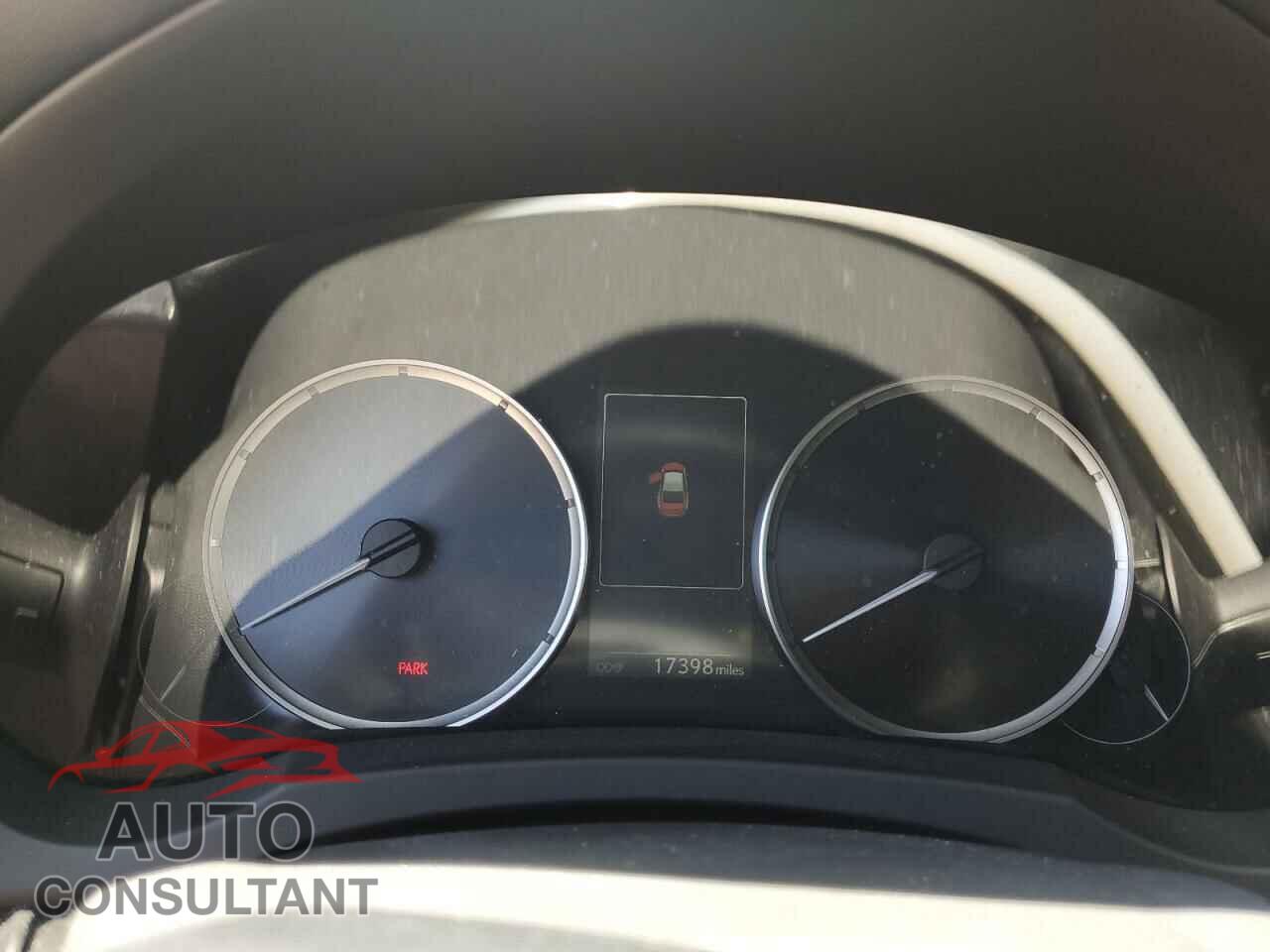 LEXUS IS 2022 - JTHAA1D22N5118630