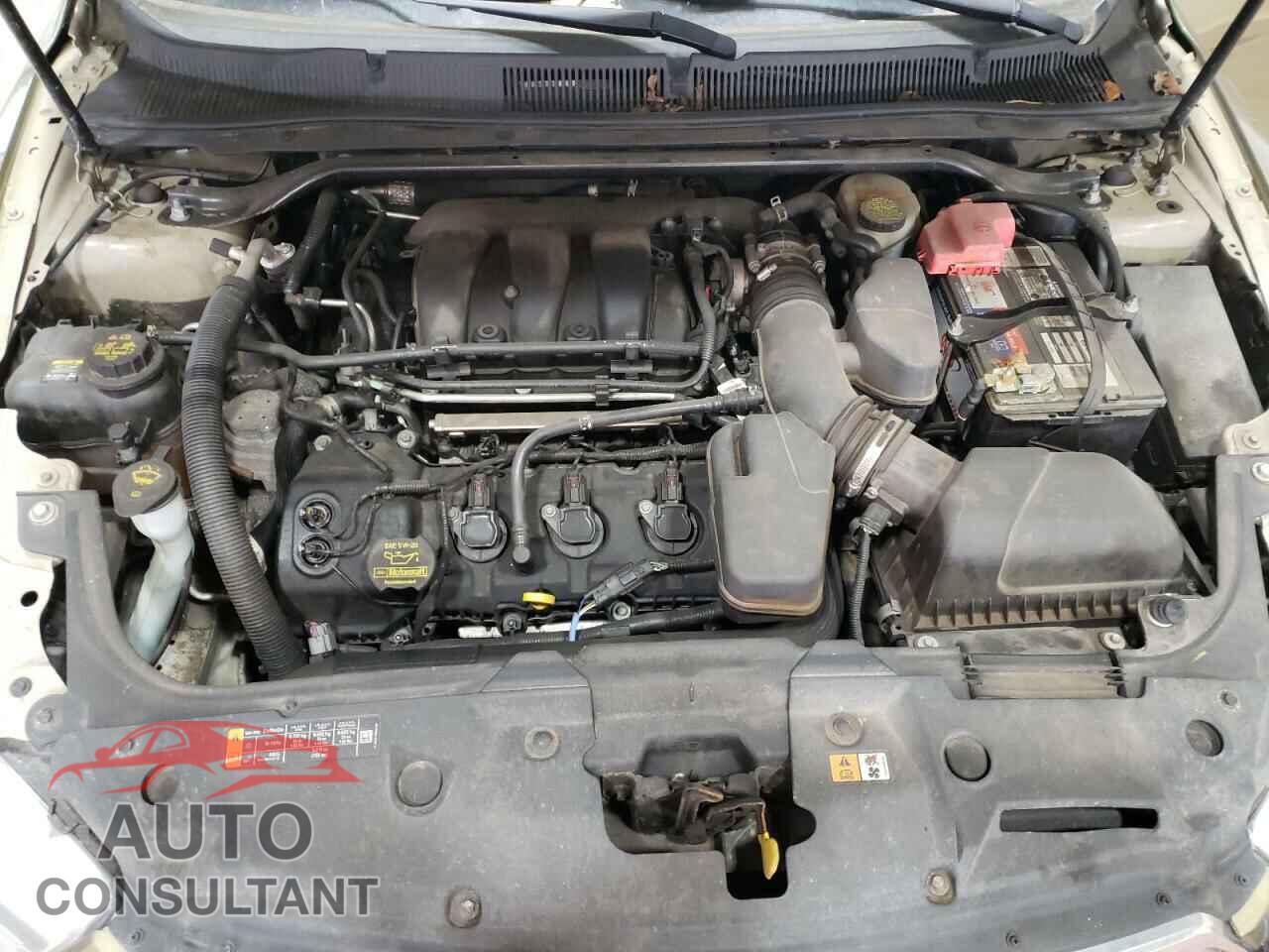 FORD TAURUS 2013 - 1FAHP2E82DG174258
