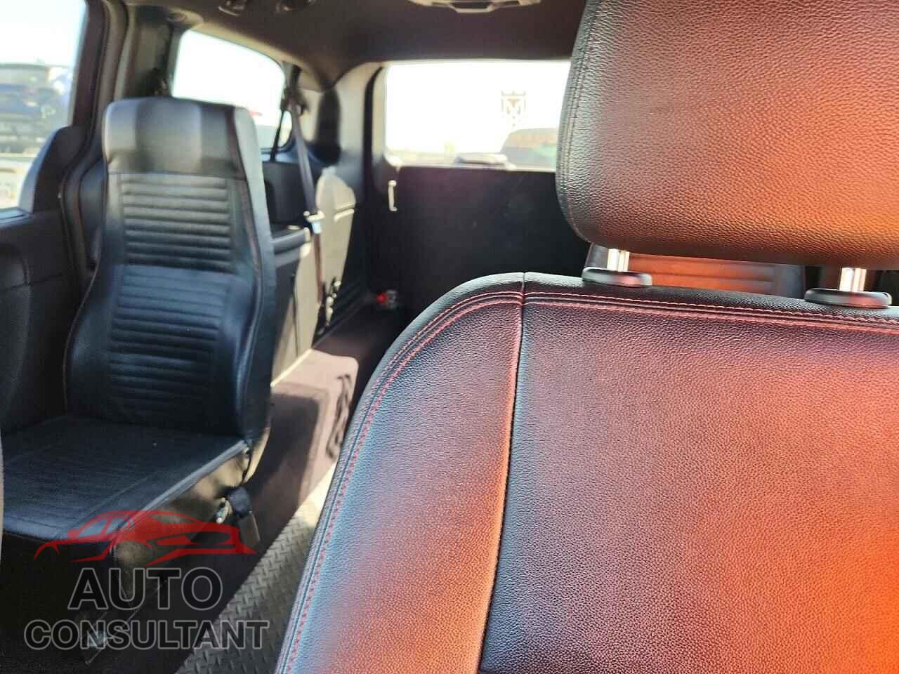 DODGE CARAVAN 2019 - 2C4RDGEGXKR752470
