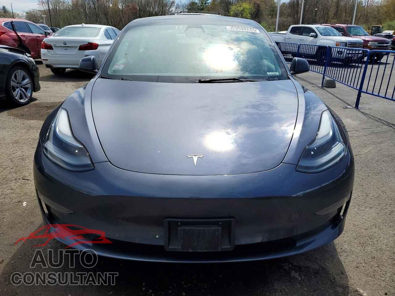 TESLA MODEL 3 2022 - 5YJ3E1EA0NF289928