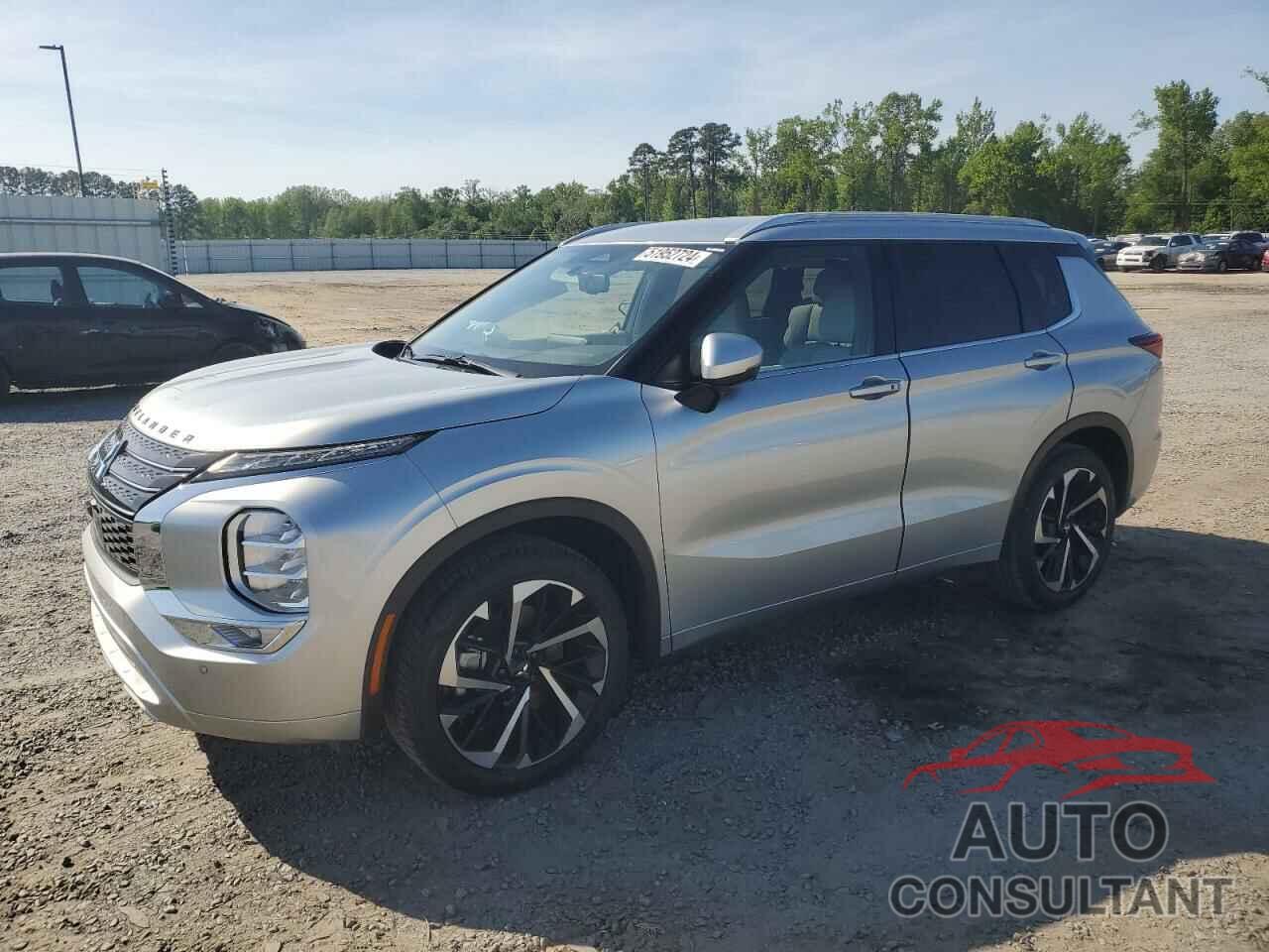 MITSUBISHI OUTLANDER 2024 - JA4J3WA88RZ003184