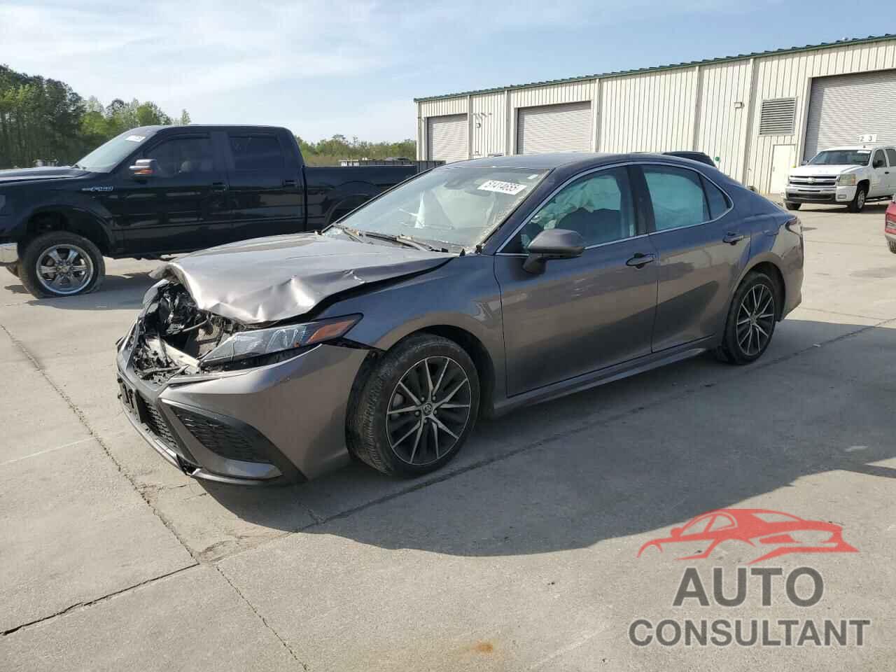 TOYOTA CAMRY 2022 - 4T1G11AK4NU048064