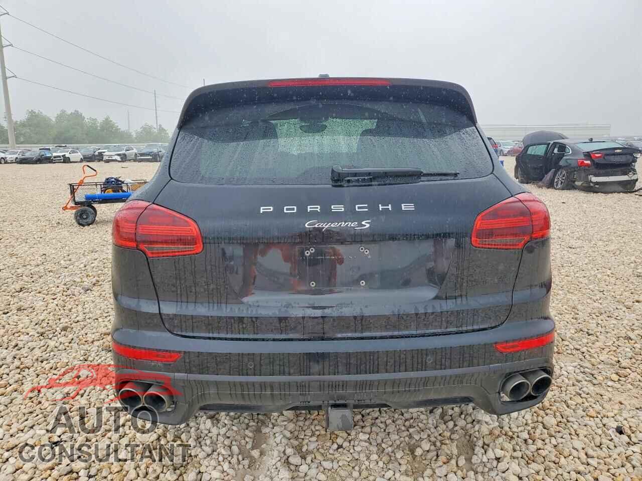 PORSCHE CAYENNE 2017 - WP1AB2A24HLA51083